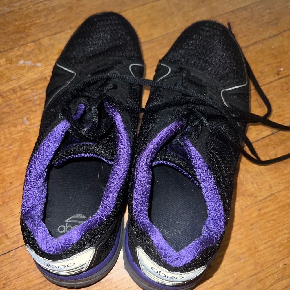 Abeo Pamela Sneakers, 7.5, with box - Picture 8 of 12